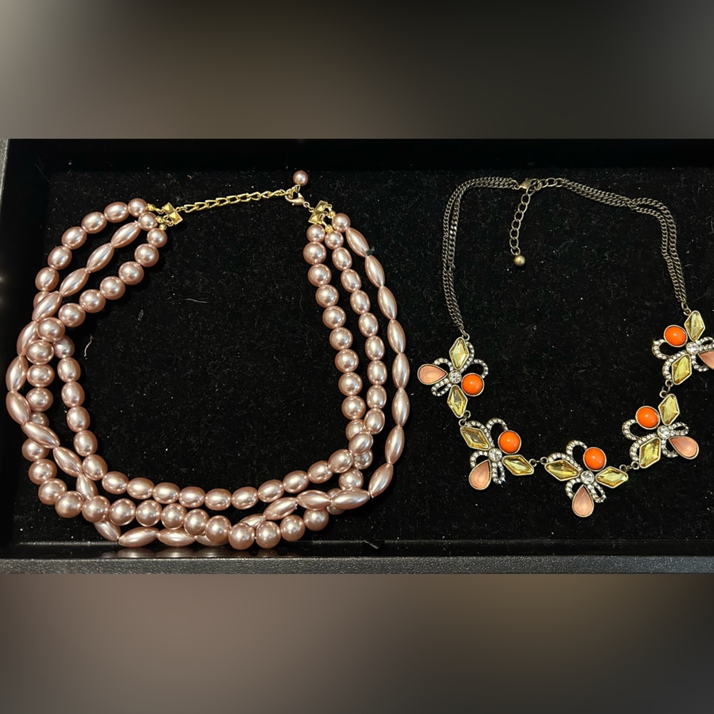 Elegant 9 Piece Light Pink Statement Necklaces